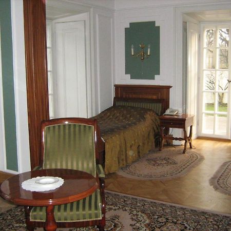 Hotel Butikowy Palac Jablonna Kültér fotó