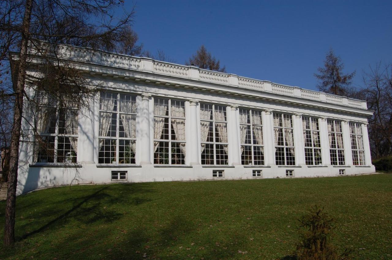 Hotel Butikowy Palac Jablonna Kültér fotó