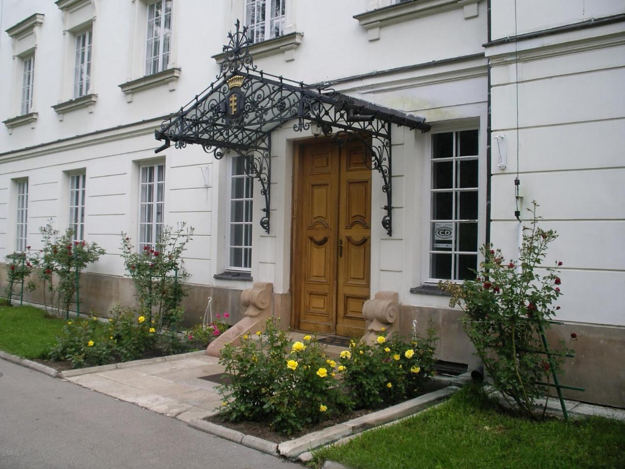 Hotel Butikowy Palac Jablonna Kültér fotó